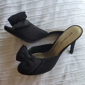 Ann Marino polka dot heels size 9